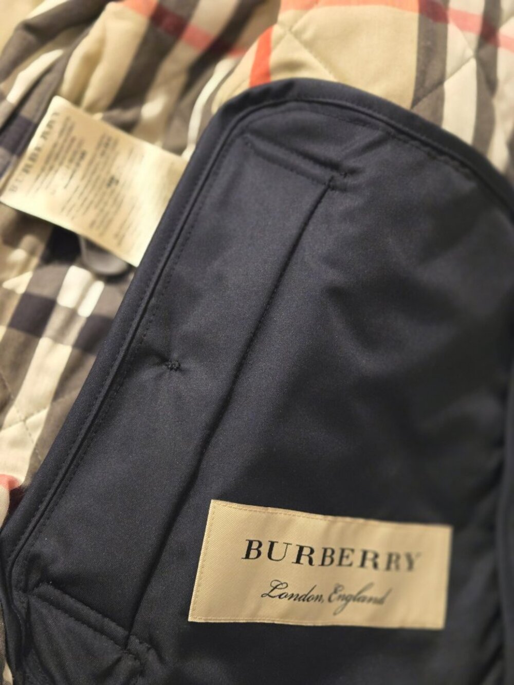 Jacket - Picture 2 of 4